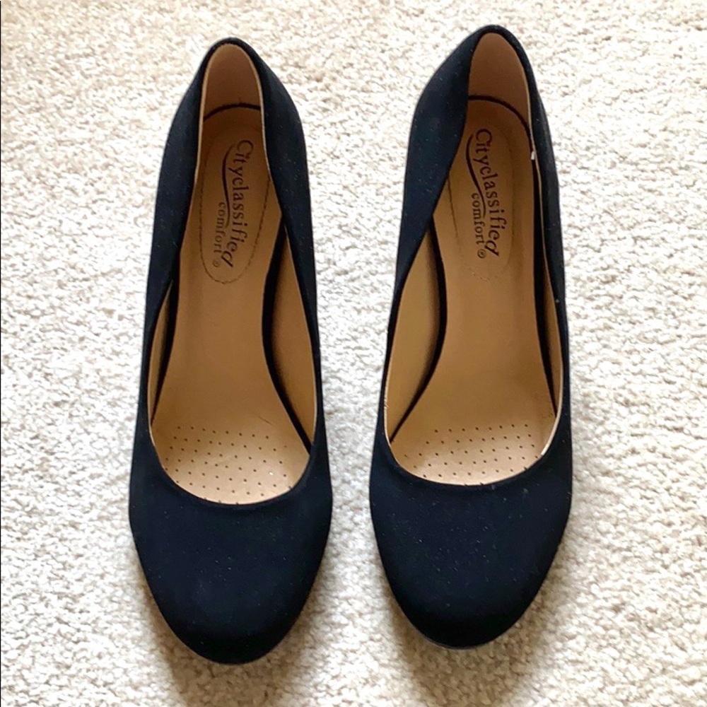Black Cityclassified Block Pump Heel